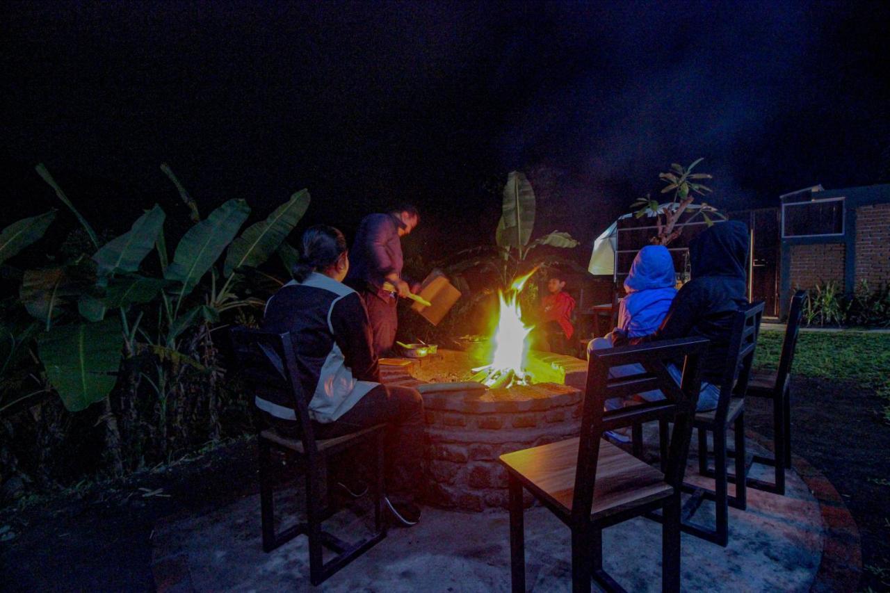 Moondock Luxury Camp Hotel Munduk  Exterior photo