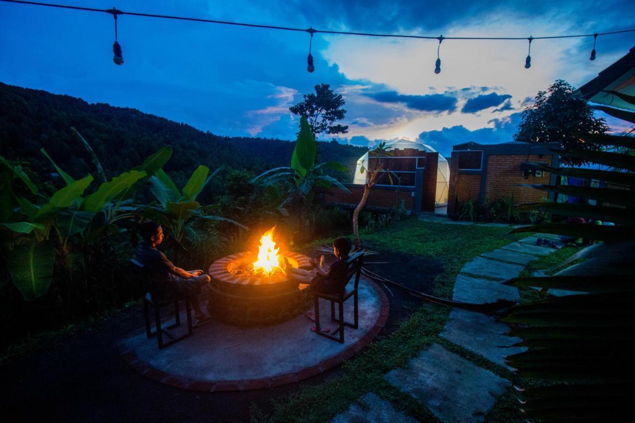 Moondock Luxury Camp Hotel Munduk  Exterior photo