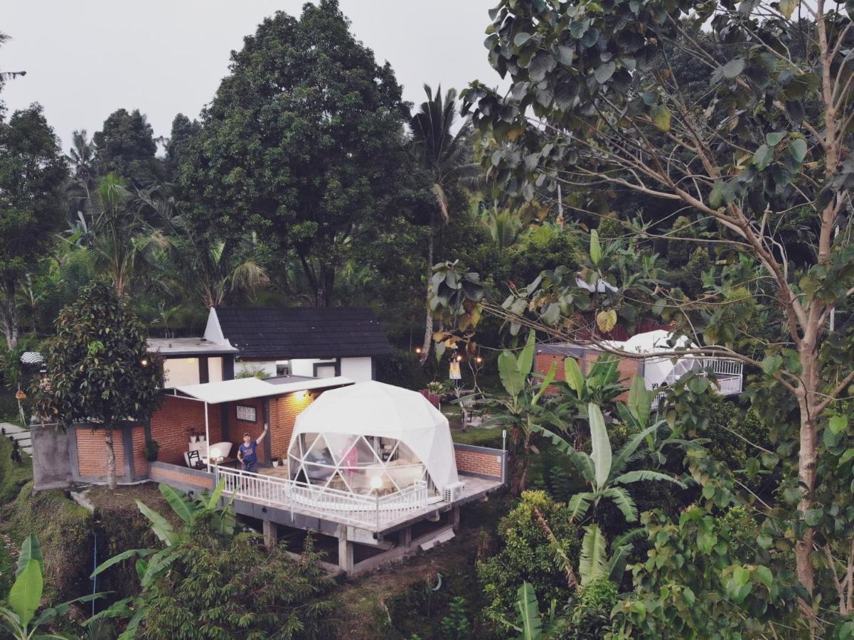 Moondock Luxury Camp Hotel Munduk  Exterior photo