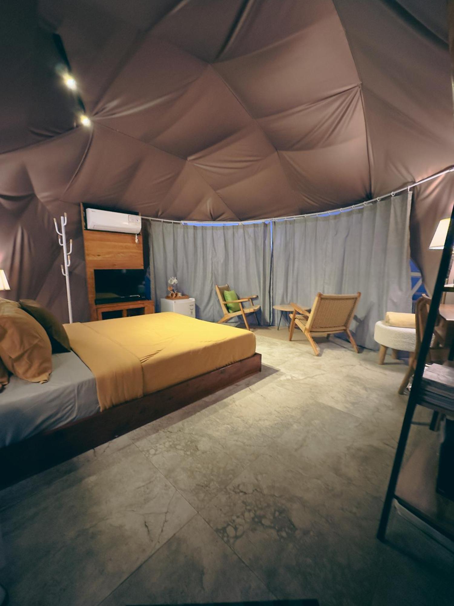 Moondock Luxury Camp Hotel Munduk  Exterior photo