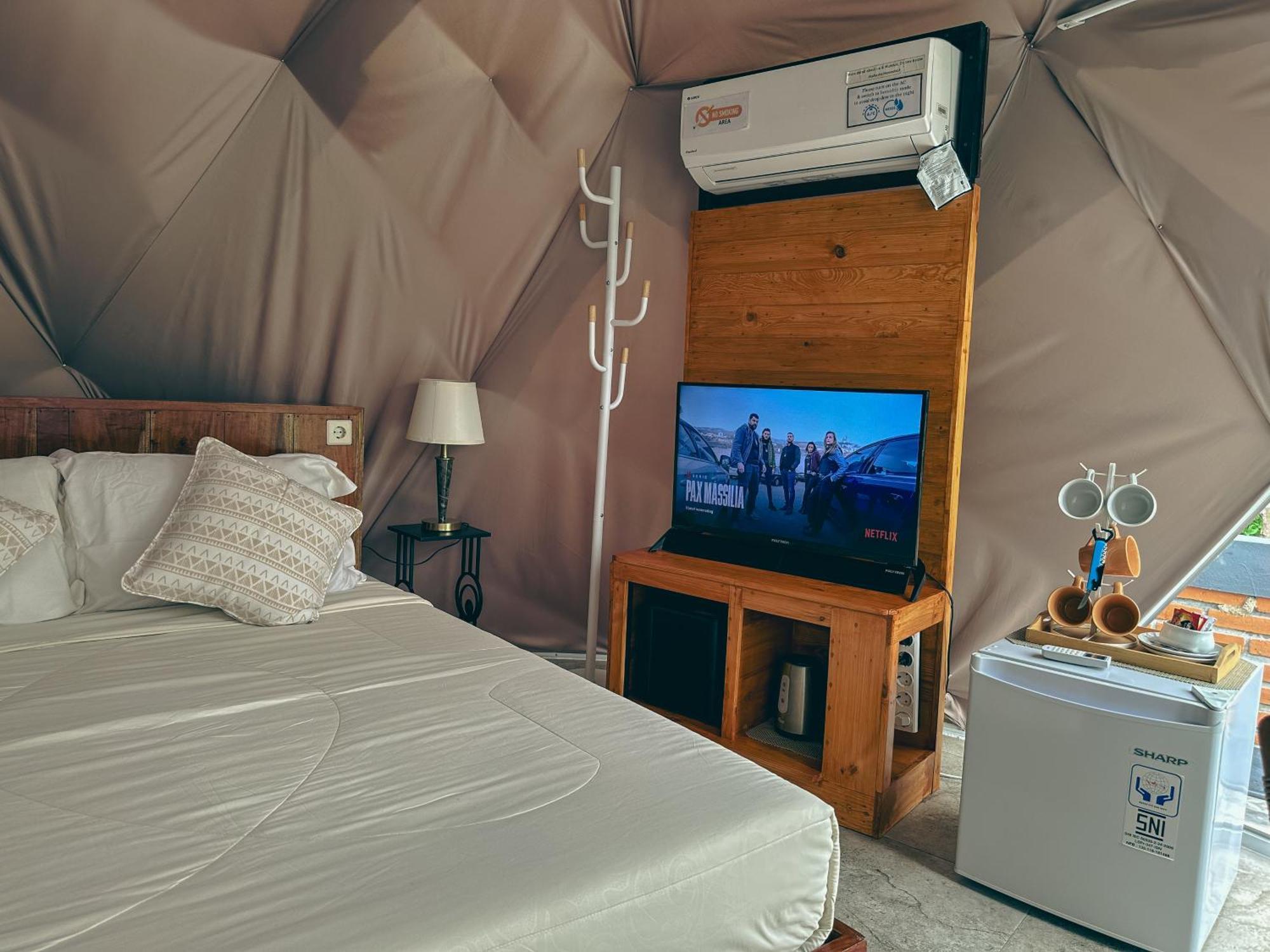Moondock Luxury Camp Hotel Munduk  Exterior photo