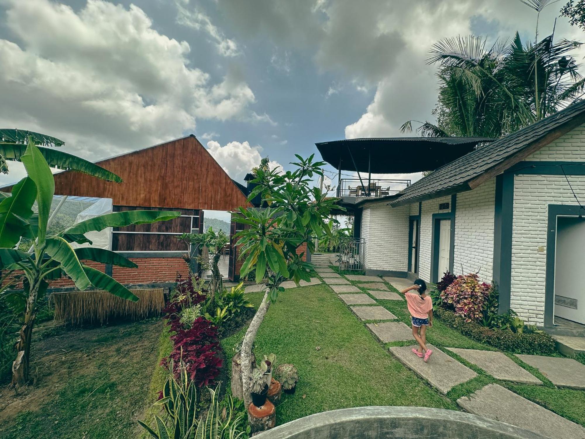 Moondock Luxury Camp Hotel Munduk  Exterior photo