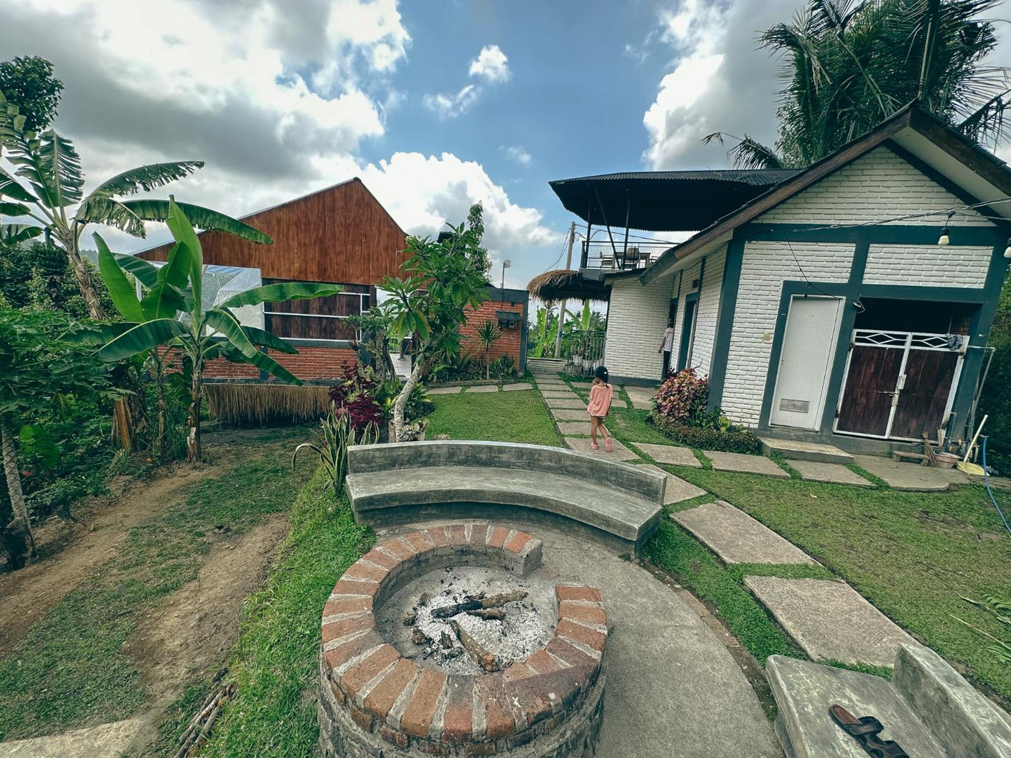 Moondock Luxury Camp Hotel Munduk  Exterior photo